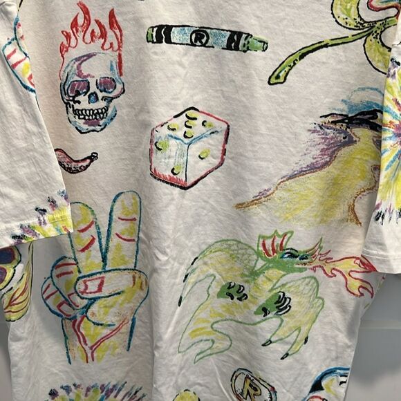 Market x Smiley Coloring Book Tee. Size XL - Picture 2 of 9